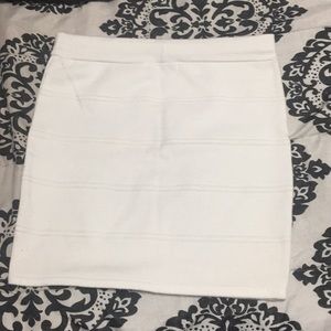 White pencil skirt